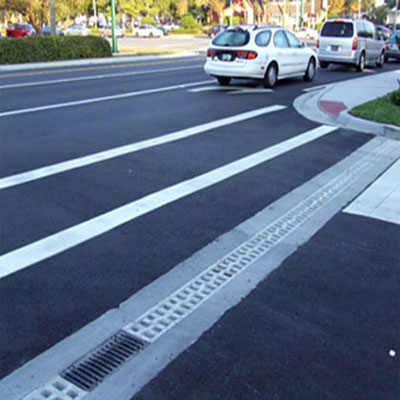 停車場出入口排水橫截溝