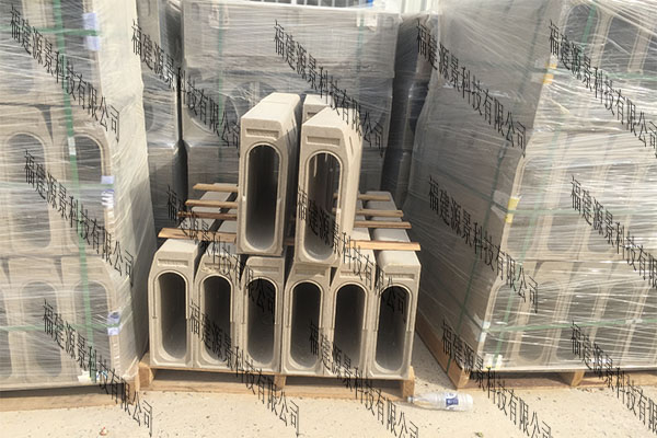 路緣石排水溝實現美觀和排水相結合